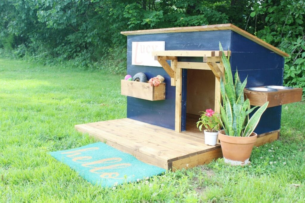 9 DIY Slanted Roof Dog House Plans You Can Build Today With Pictures 9-diy-slanted-roof-dog-house-plans-you-can-build-today-with-pictures