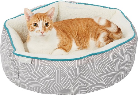 2Frisco Sherpa Hexagon Bolster Cat & Dog Bed