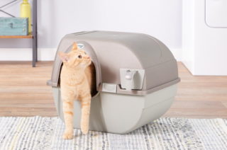 Omega Paw Roll'N Clean Cat Litter Box