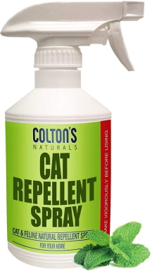 spray that deters cats