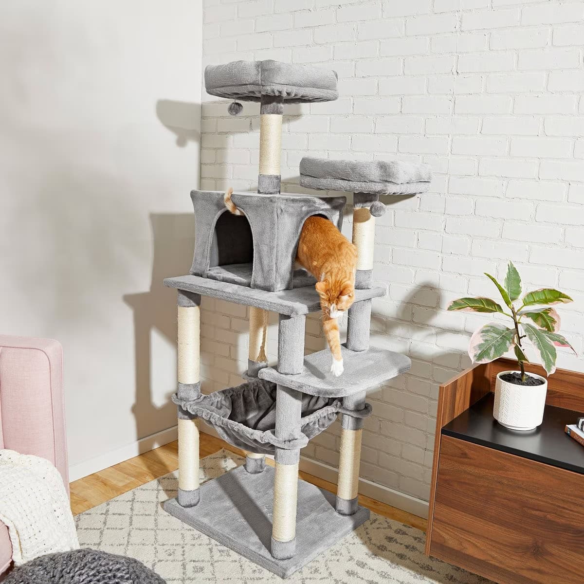 Frisco 64-in Cat Tree with Hammock, Condo, 2 Top Perches with Bed New