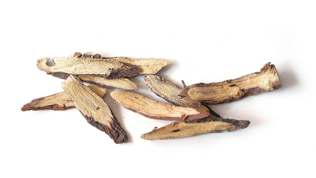 Can Cats Eat Licorice Root? Nutrition Facts & FAQ Hepper