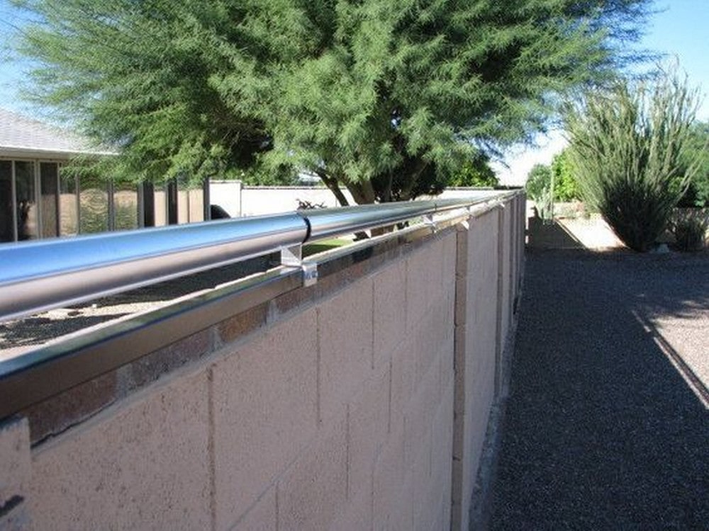 Cat deals fence rollers