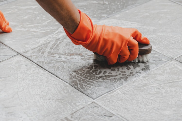 cleaning-tiles