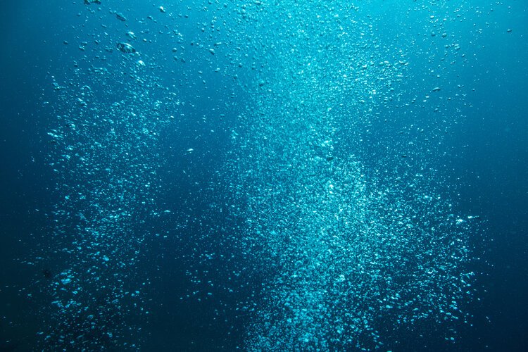under water bubbles
