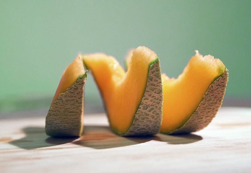 Can guinea pigs clearance eat cantaloupe melon