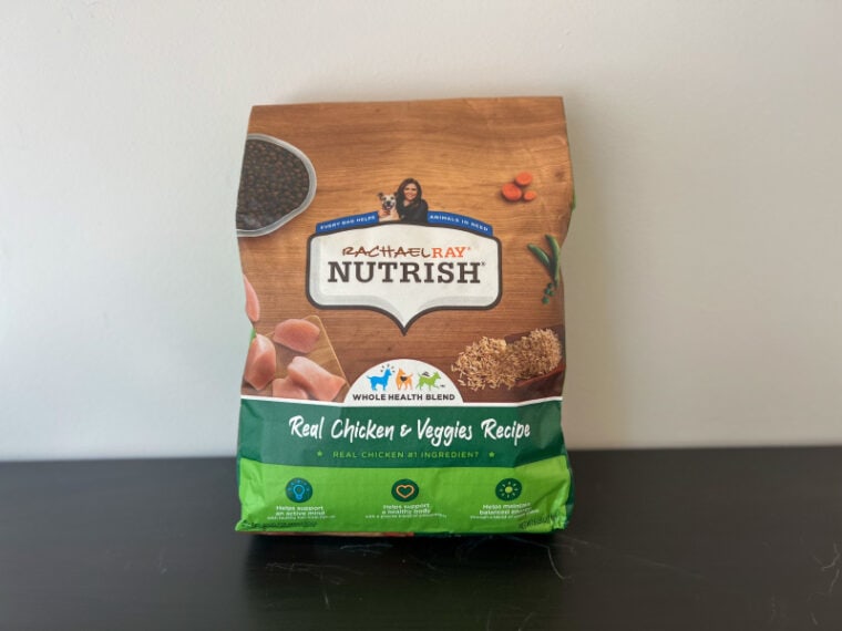 Rachael Ray Nutrish Dog Food Review 2024 Recalls, Pros & Cons Hepper