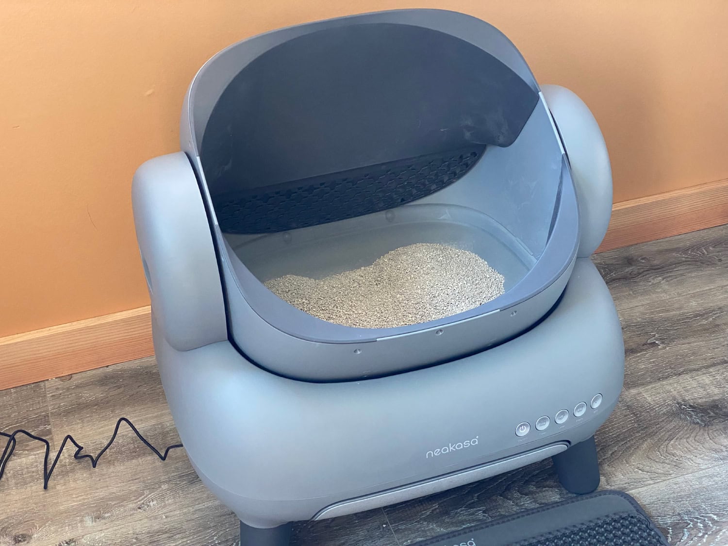 Neakasa M1 Cat Litter Box - open top litter box
